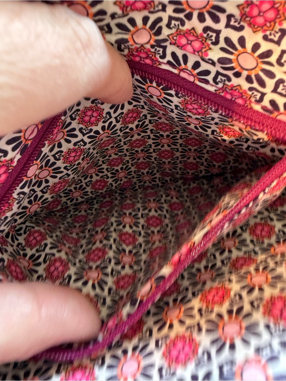 Vera Bradley Crossbody Floral Pink - Picture 7 of 12